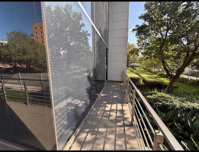 251M² OFFICE TO LET IN ROSEBANK